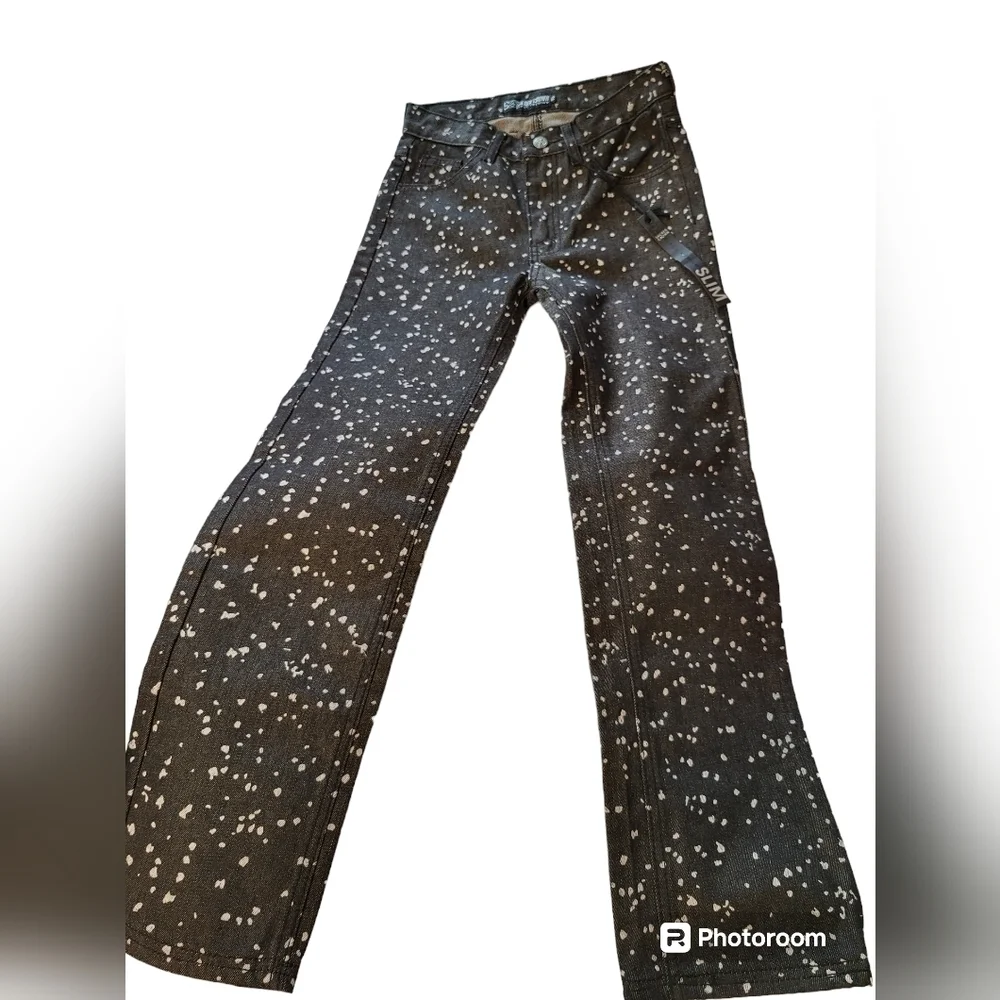 NWT Sacred Crown size 12 slim Black Premium black with Grey splatter paint